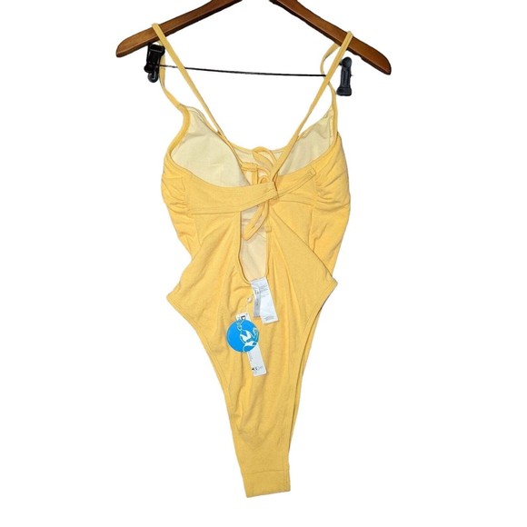 Cupshe One-Piece Yellow‎ Swimsuit Large Women's Size Large - Picture 1 of 3